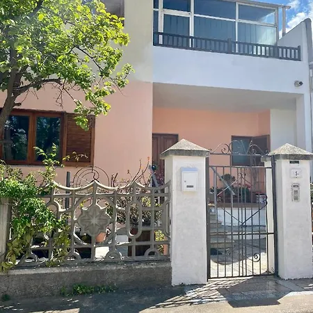 דירה La Casa Del Maresciallo אולביה